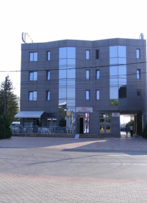 Гостиница Hotel Sorelo  Питешти 